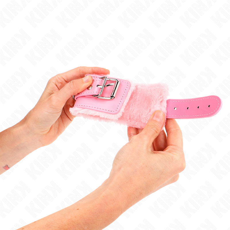 KINK - PINK FUR LINED WRIST RESTRAINTS WITH ADJUSTABLE PINK BELT 17-29 CM X 6 CM