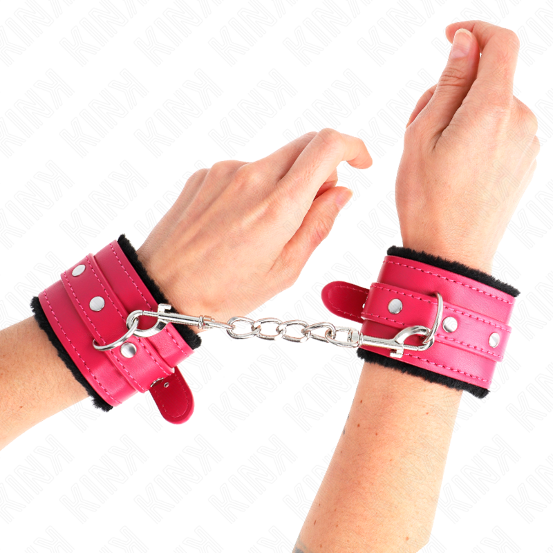 KINK - BLACK PREMIUM FUR-LINED WRIST RESTRAINTS WITH ADJUSTABLE RASPBERRY PINK BELT 17-29 CM X 6 CM