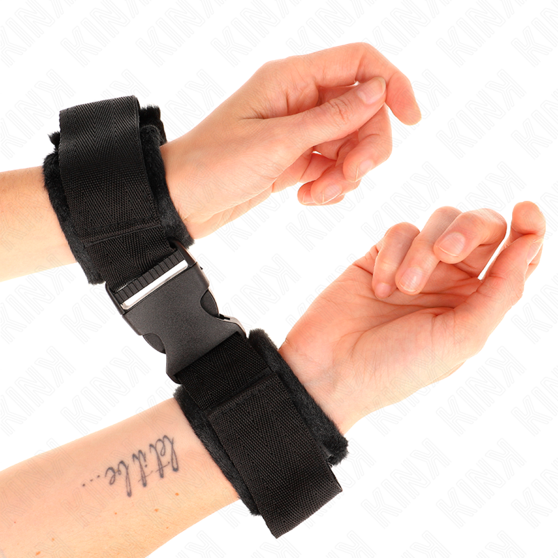 KINK - RED AND BLACK NYLON HOOK-AND-LOOP WRIST RESTRAINTS MODEL 1 ADJUSTABLE 25-35 CM X 6 CM