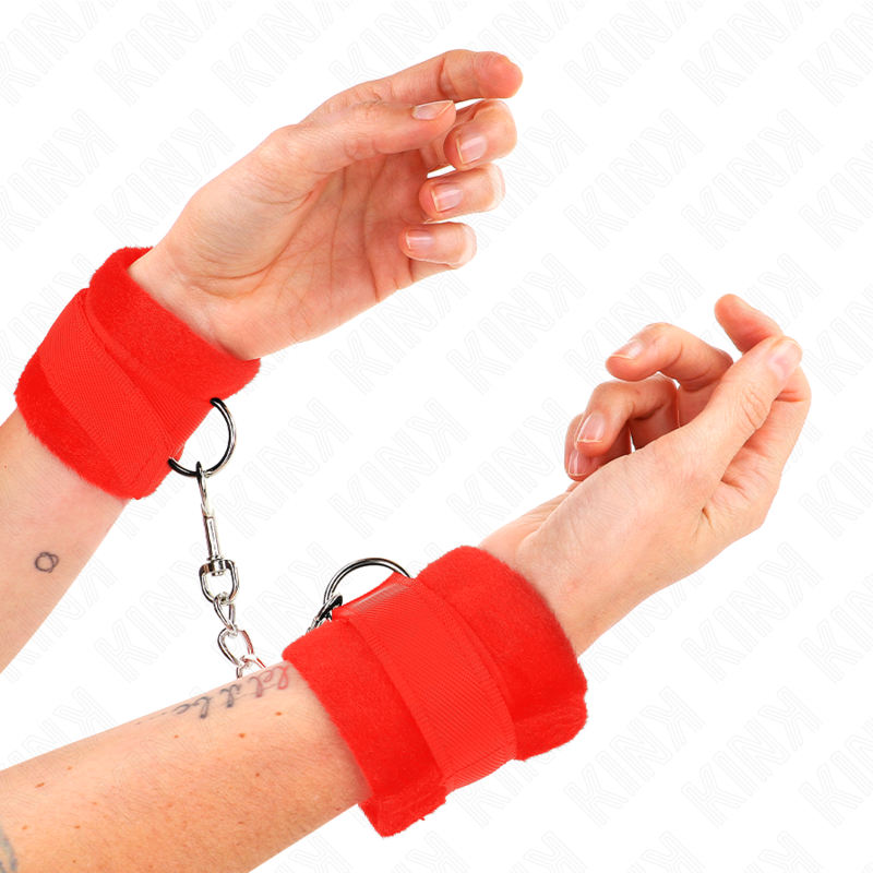 KINK - RED FUR BEGINNER CUFFS 30 X 7 CM
