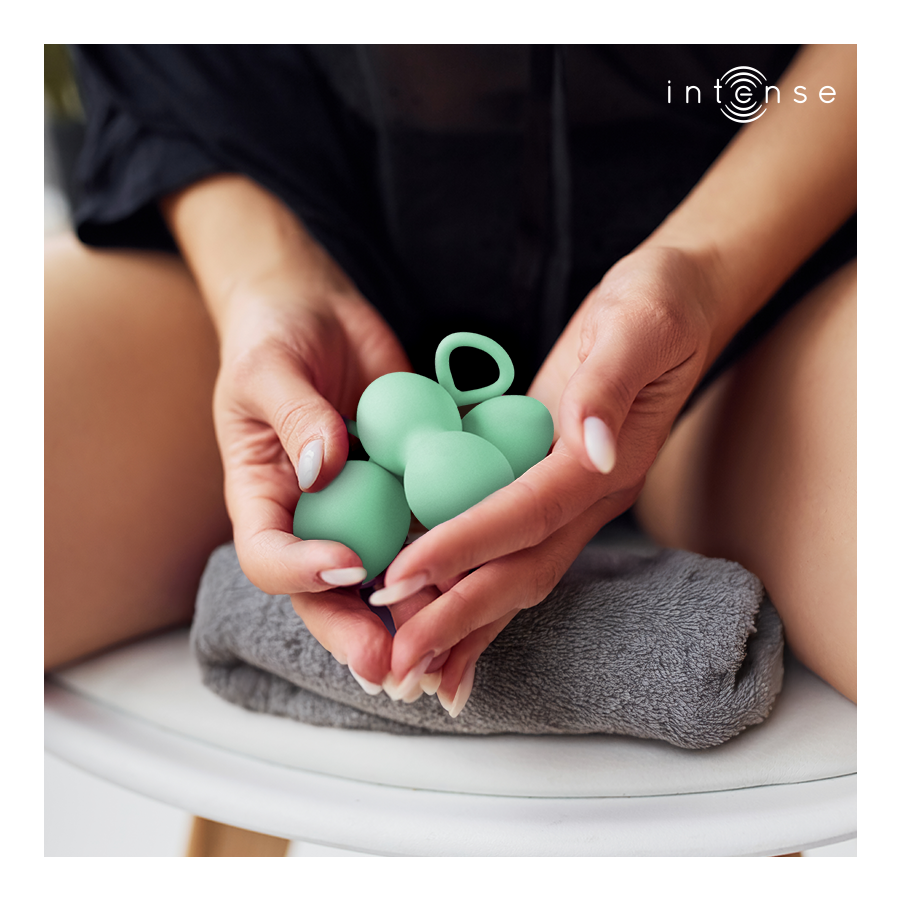 INTENSE - CHARLI LIGHT GREEN KEGEL BALL KIT