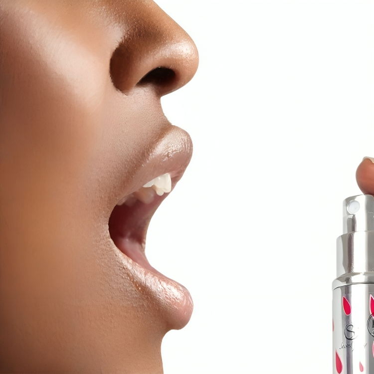 SECRETPLAY - STRAWBERRY SOUR ORAL SEX SPRAY