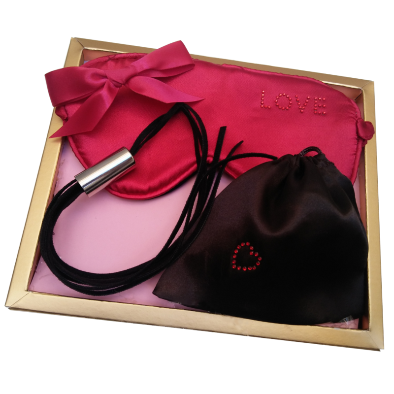 NEW - DOMINATRIX WHIP KIT